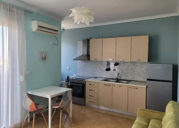 New Apartment Near The Beach